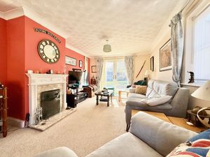 Photo 11- click for photo gallery